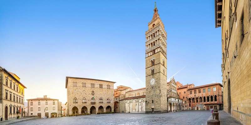 Visiting Pistoia's surrounding countryside vineyards